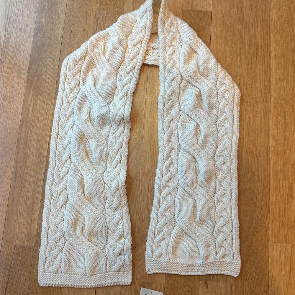 Blarney Knit Scarf Cable Knit Cream 100% Wool NWT - Picture 2 of 4